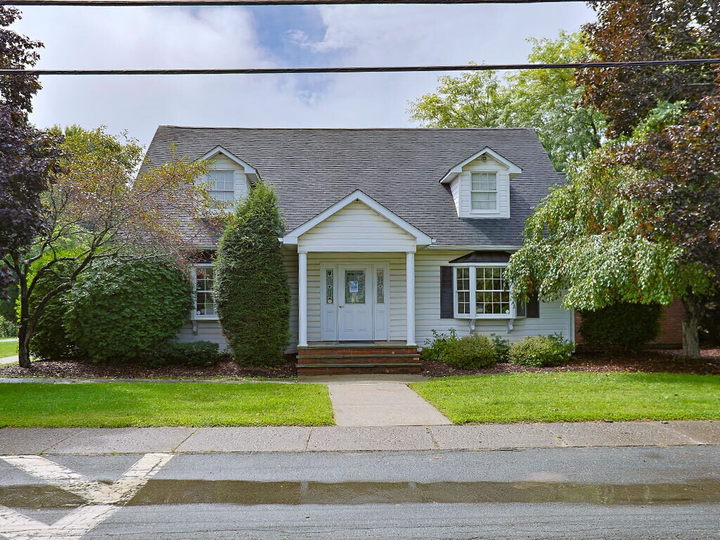 51 Sullivan St, Wurtsboro, NY for Sale