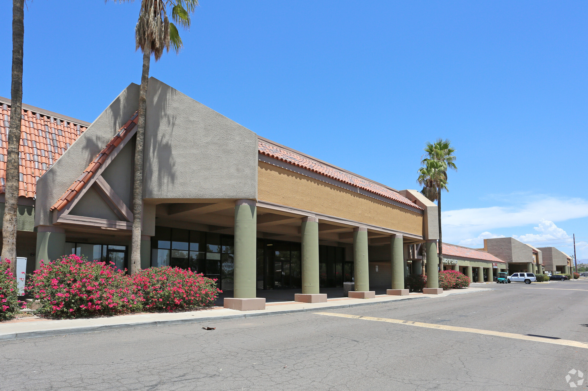 7420-7536 E Main St, Mesa, AZ for Rent