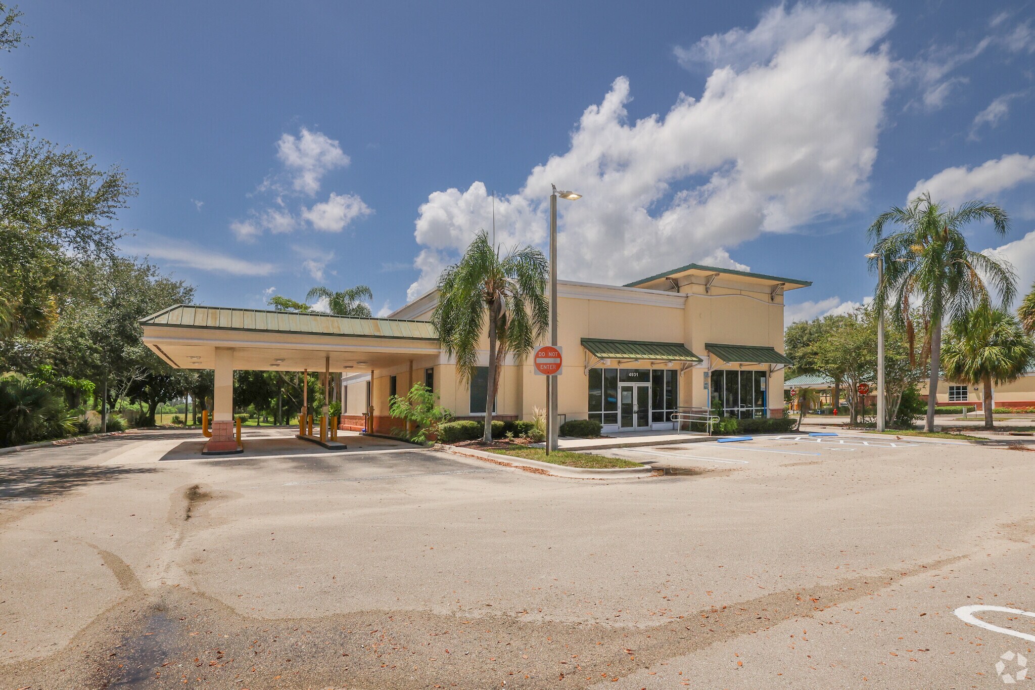 4931 S Military Trl, Green Acres, FL for Sale