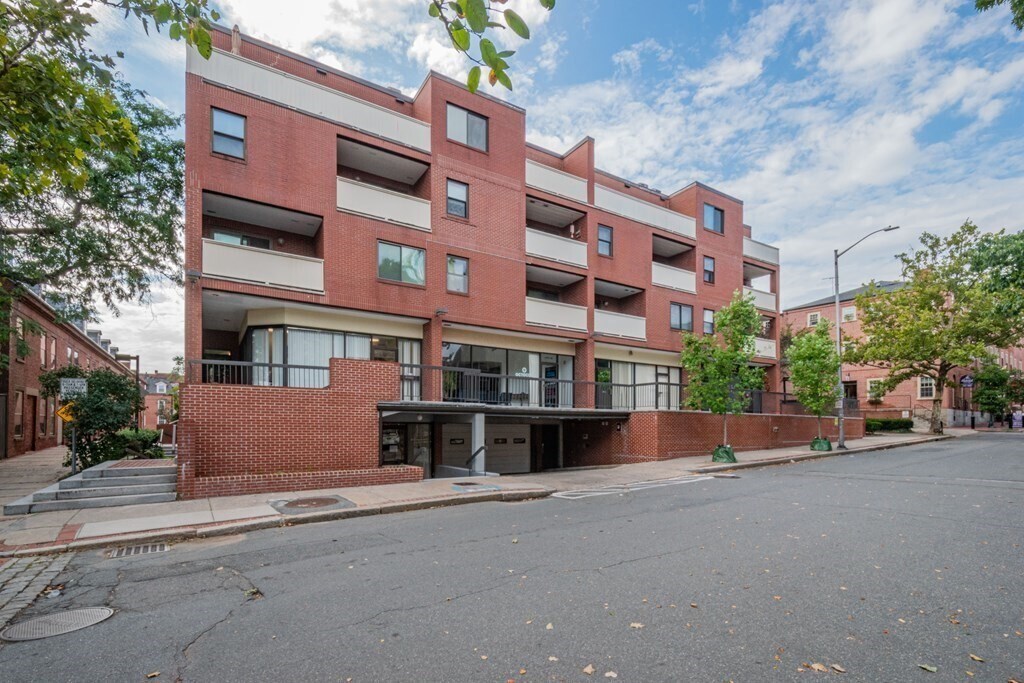 20 Central St, Salem, MA for Rent