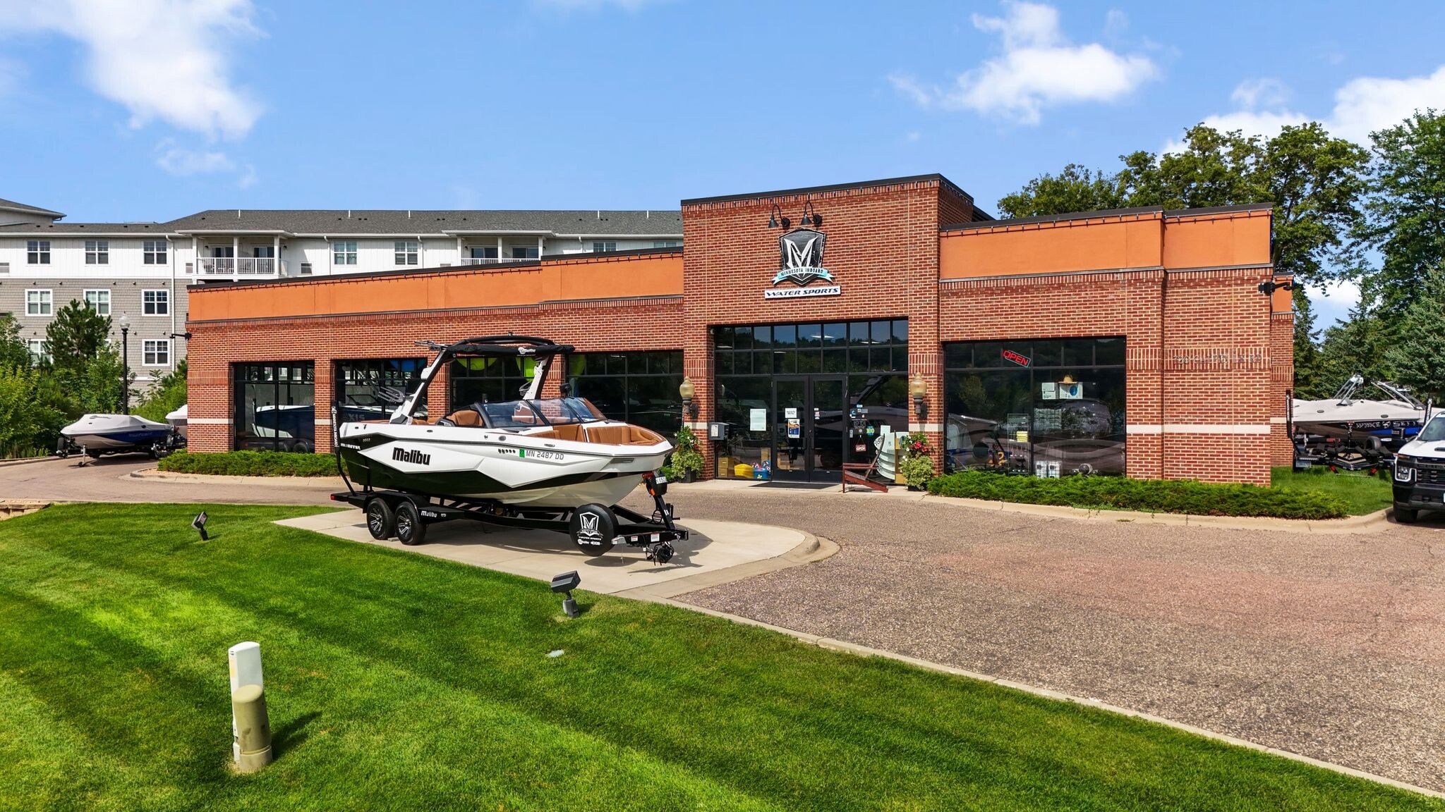 720 Galpin Lake Rd, Excelsior, MN for Sale
