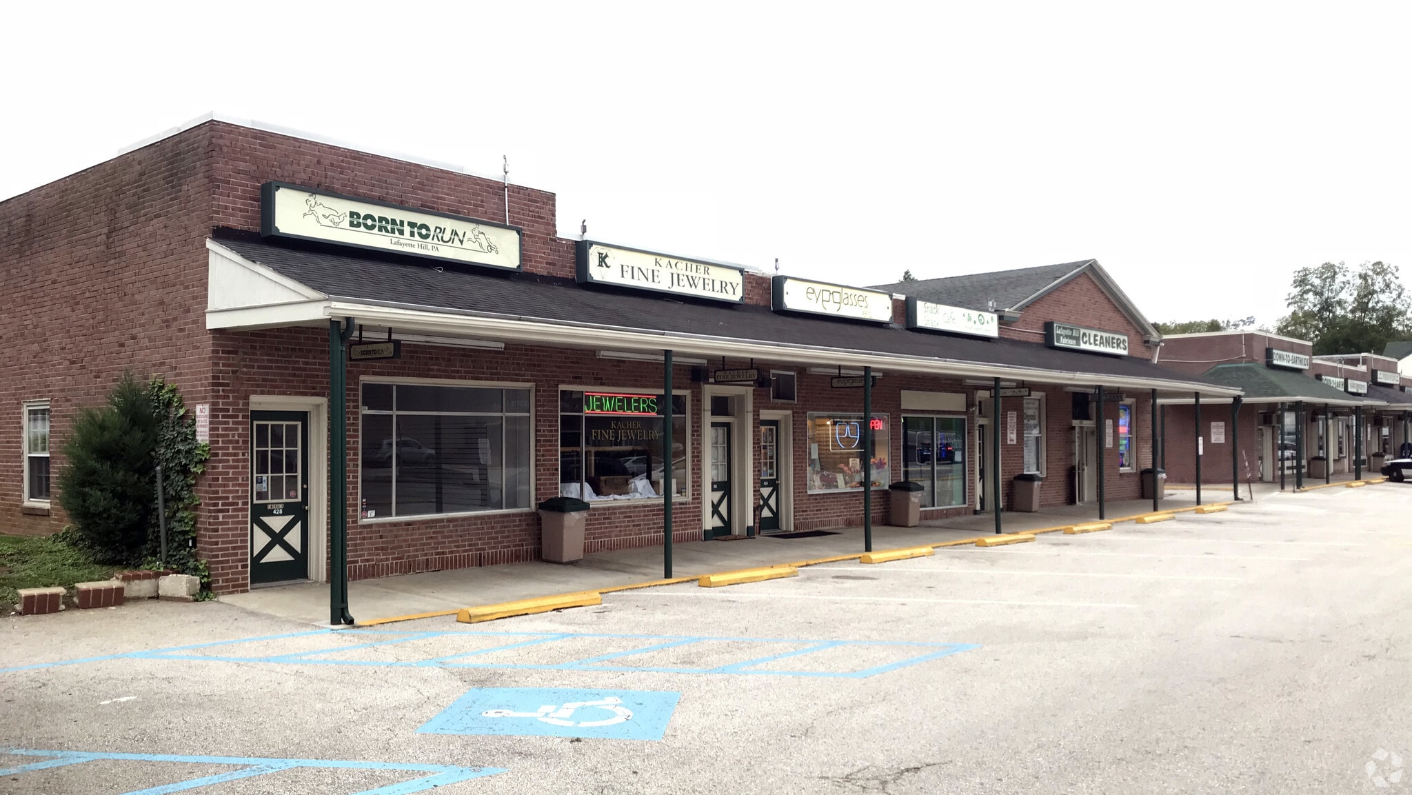 400-428 Germantown Pike, Lafayette Hill, PA for Rent