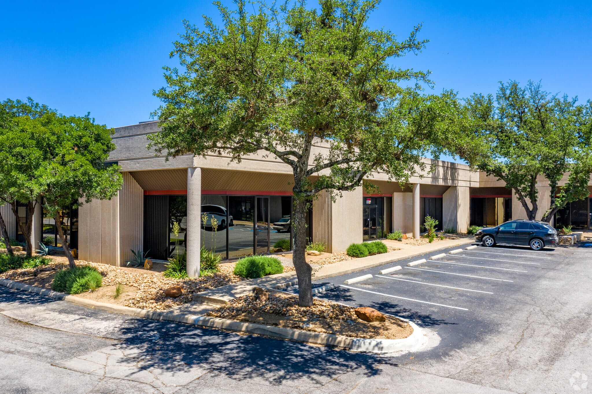 3300 Nacogdoches Rd, San Antonio, TX for Rent