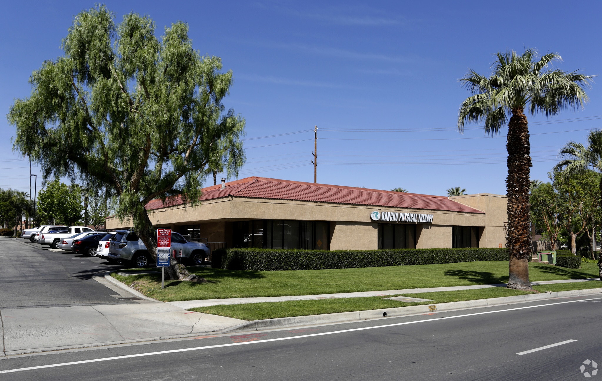 886 Magnolia Ave, Corona, CA for Rent