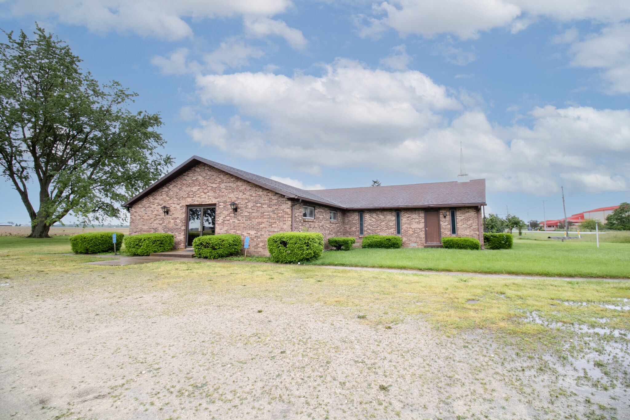 1644 E Washington St, Winchester, IN for Sale