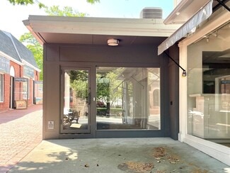 Southampton, NY Retail - 30A Jobs Ln