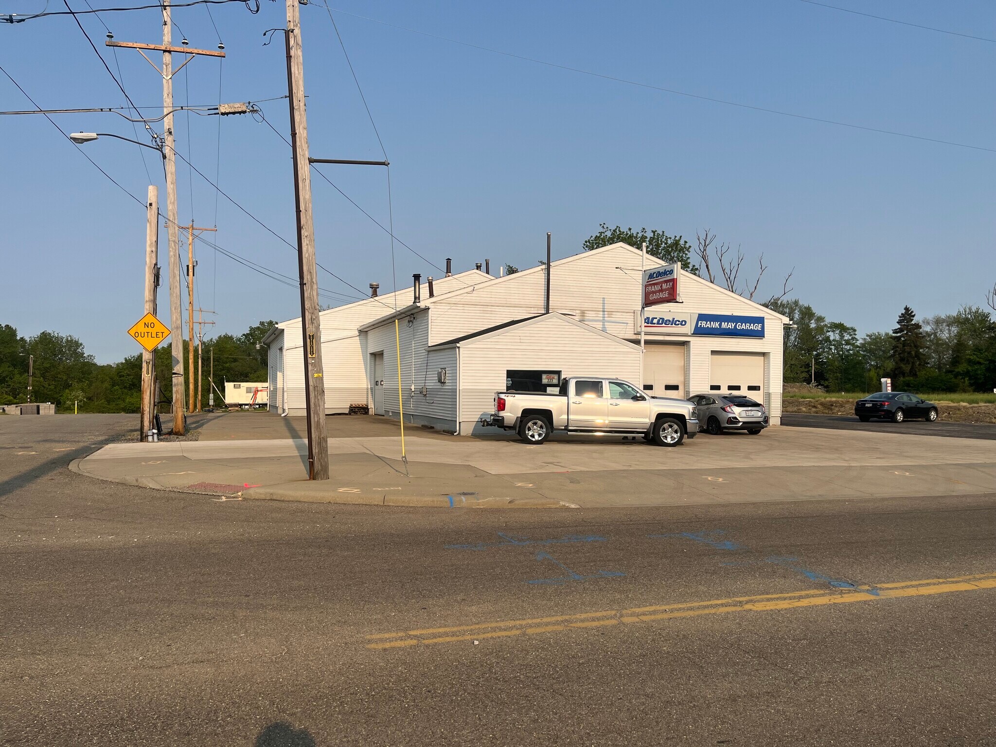 225 S Seiberling St, Akron, OH for Sale