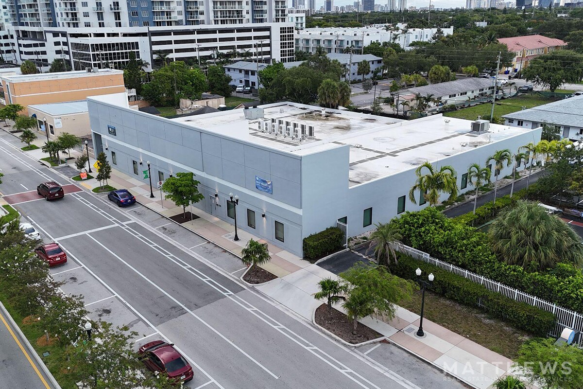 2216 Hollywood Blvd, Hollywood, FL for Rent