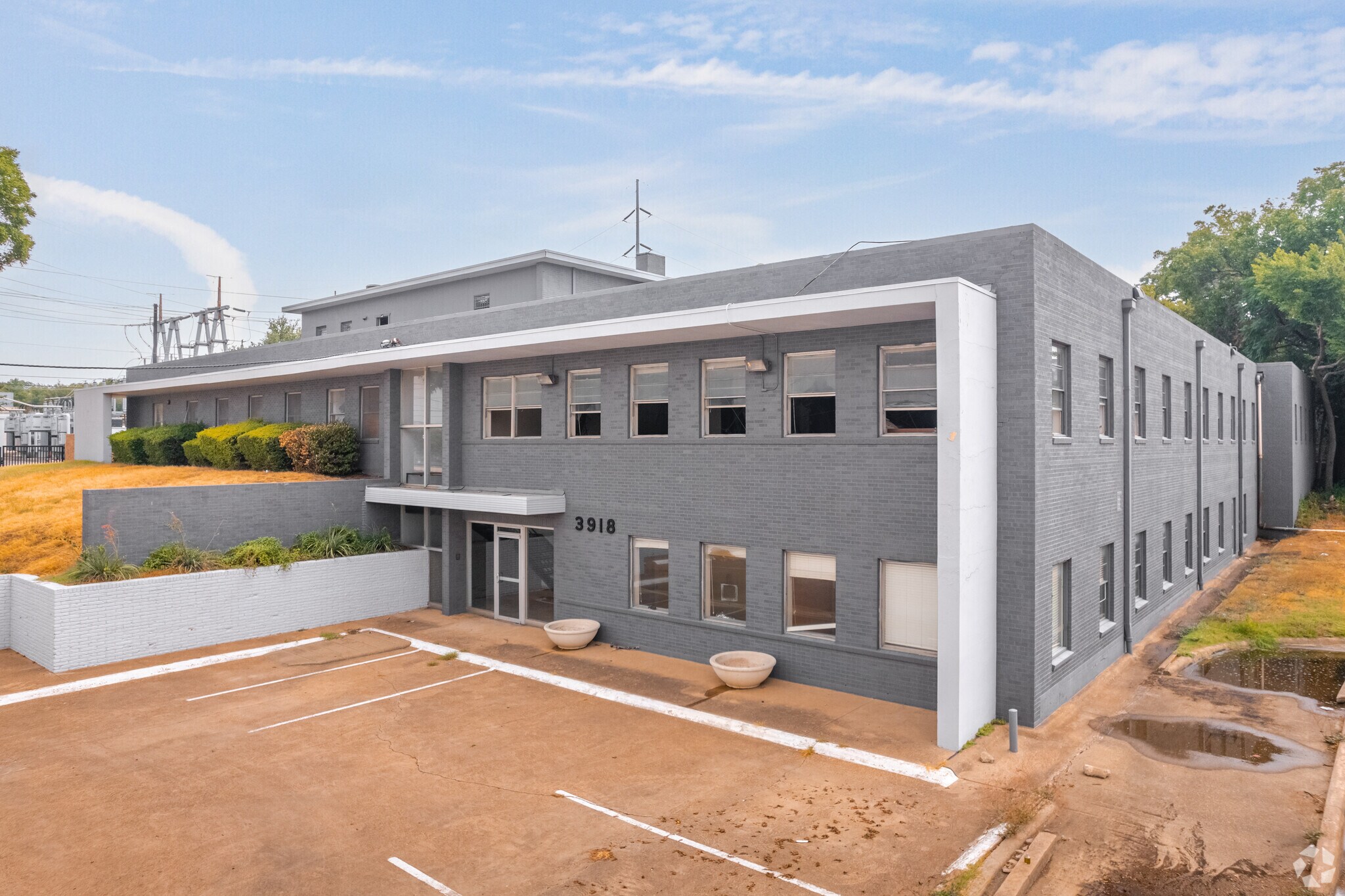 3918 Harry Hines Blvd Dallas, TX 75219 Office Property for Lease on