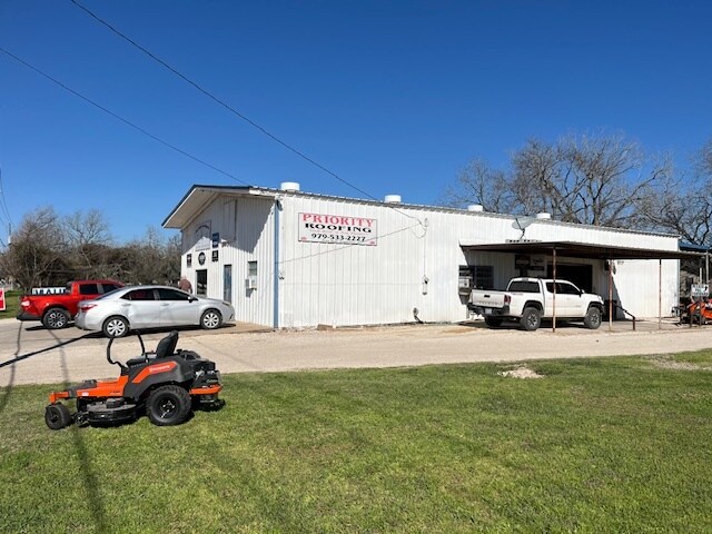 707 E Milam St, Wharton, TX for Sale
