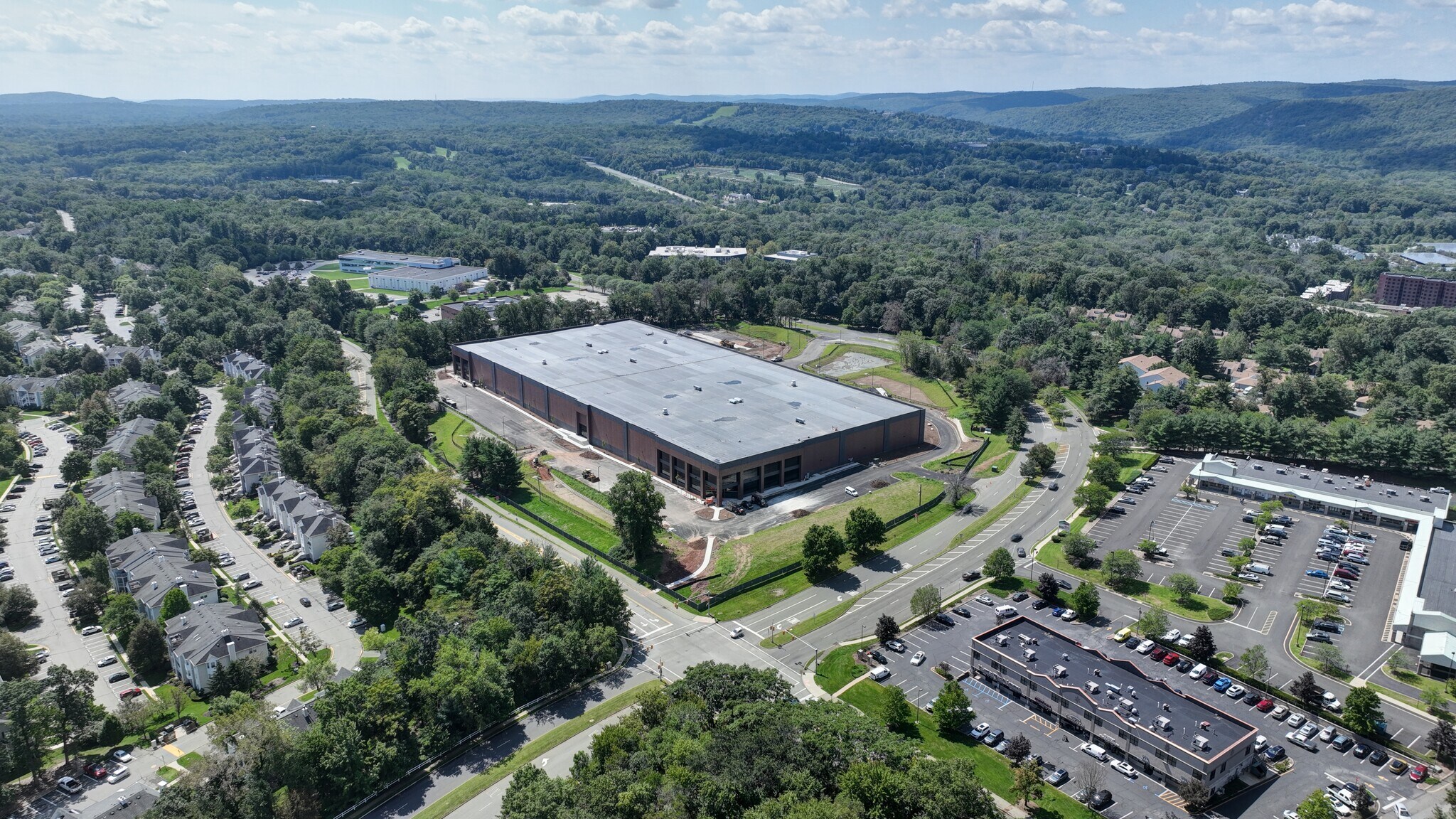 1000 MacArthur Blvd Mahwah, NJ 07430 Industrial Property for Lease on