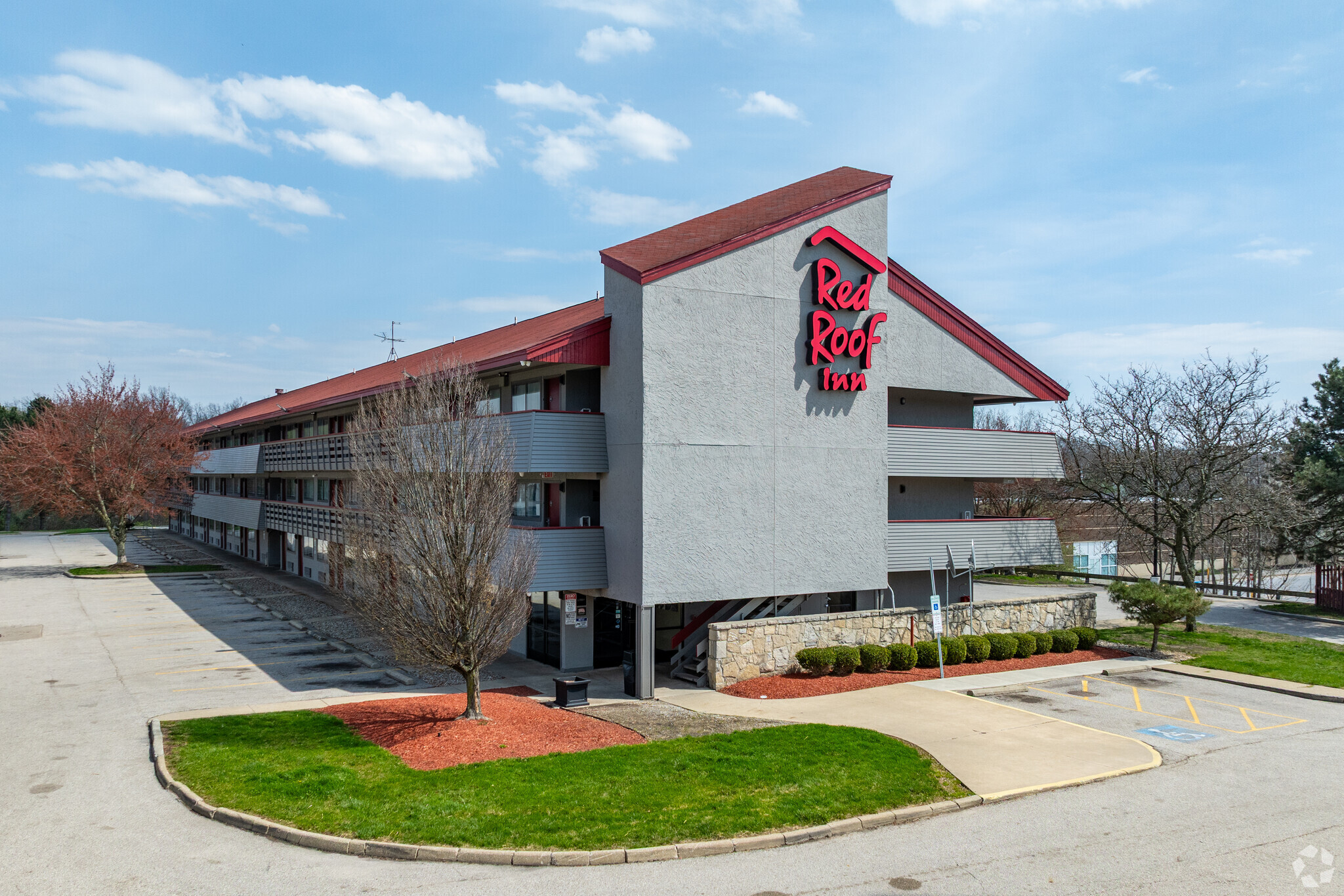 2939 S Arlington Rd, Akron, OH for Sale
