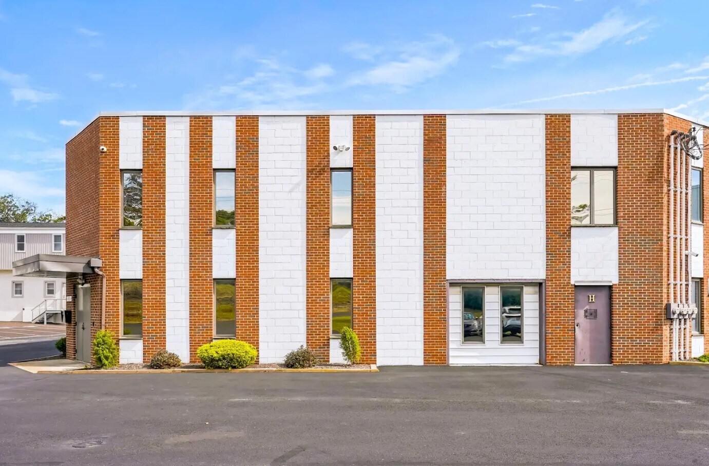 1458 County Line Rd, Huntingdon Valley, PA for Sale