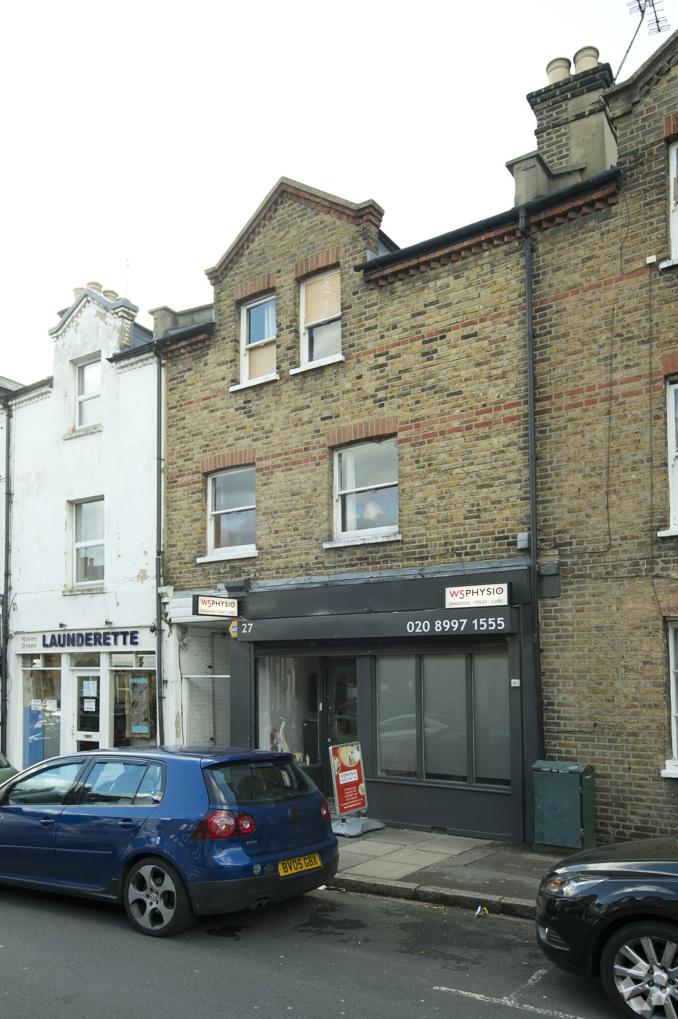 27 Haven Ln, London, LND for Rent