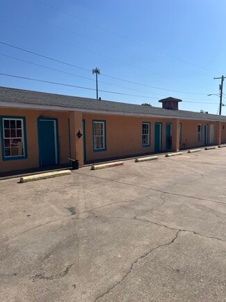 Lafayette, LA Hospitality - 1604 N University Ave Lafayette, LA Hospitality - 1604 N University Ave