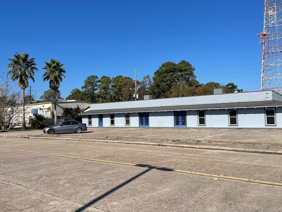 19419 N Freeway, Spring, TX for Rent