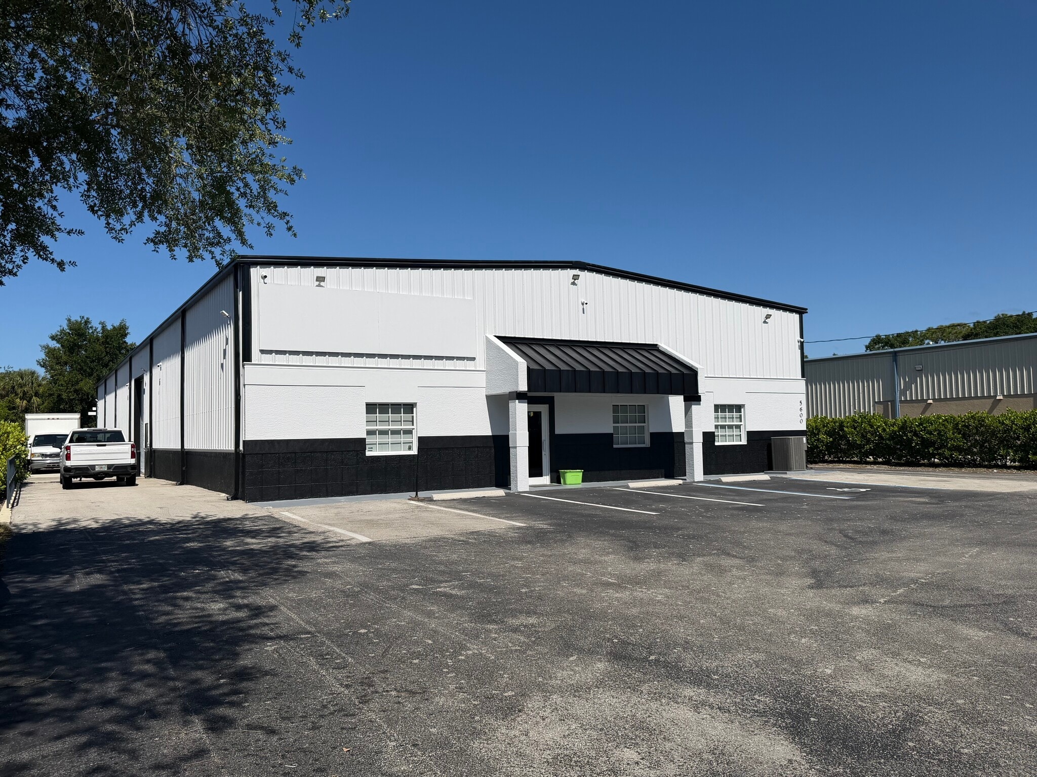 5600 Zip Dr, Fort Myers, FL for Rent