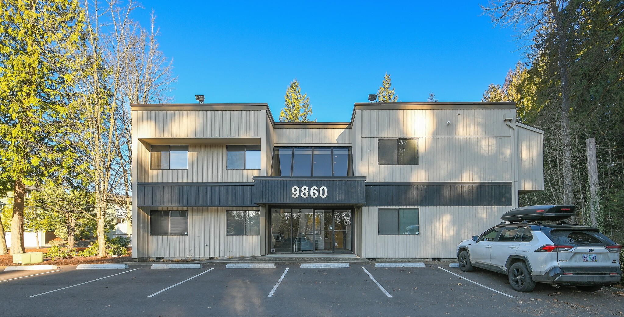 9860 SW Hall Blvd, Tigard, OR for Rent