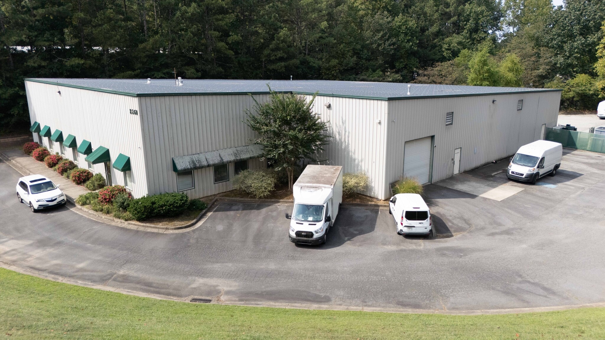 8260 Industrial Pl, Alpharetta, GA for Rent