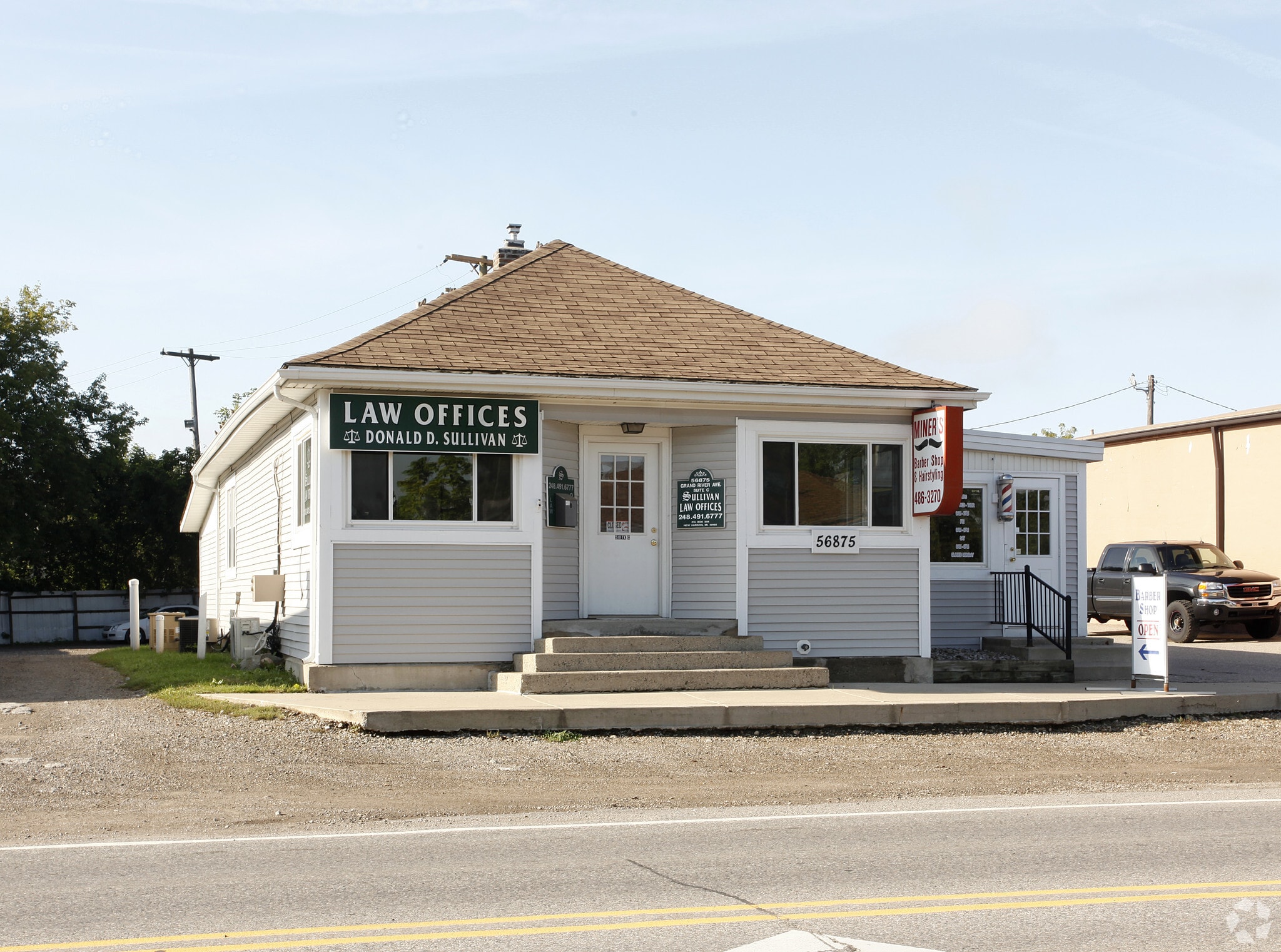 56875 Grand River Ave, New Hudson, MI for Sale