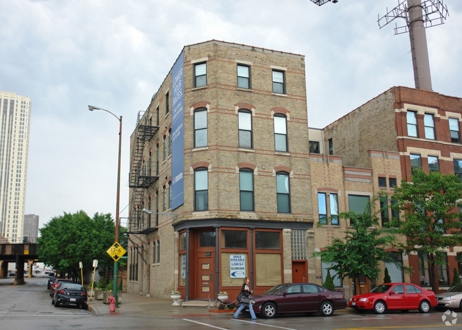 641 W Grand Ave, Chicago, IL for Rent