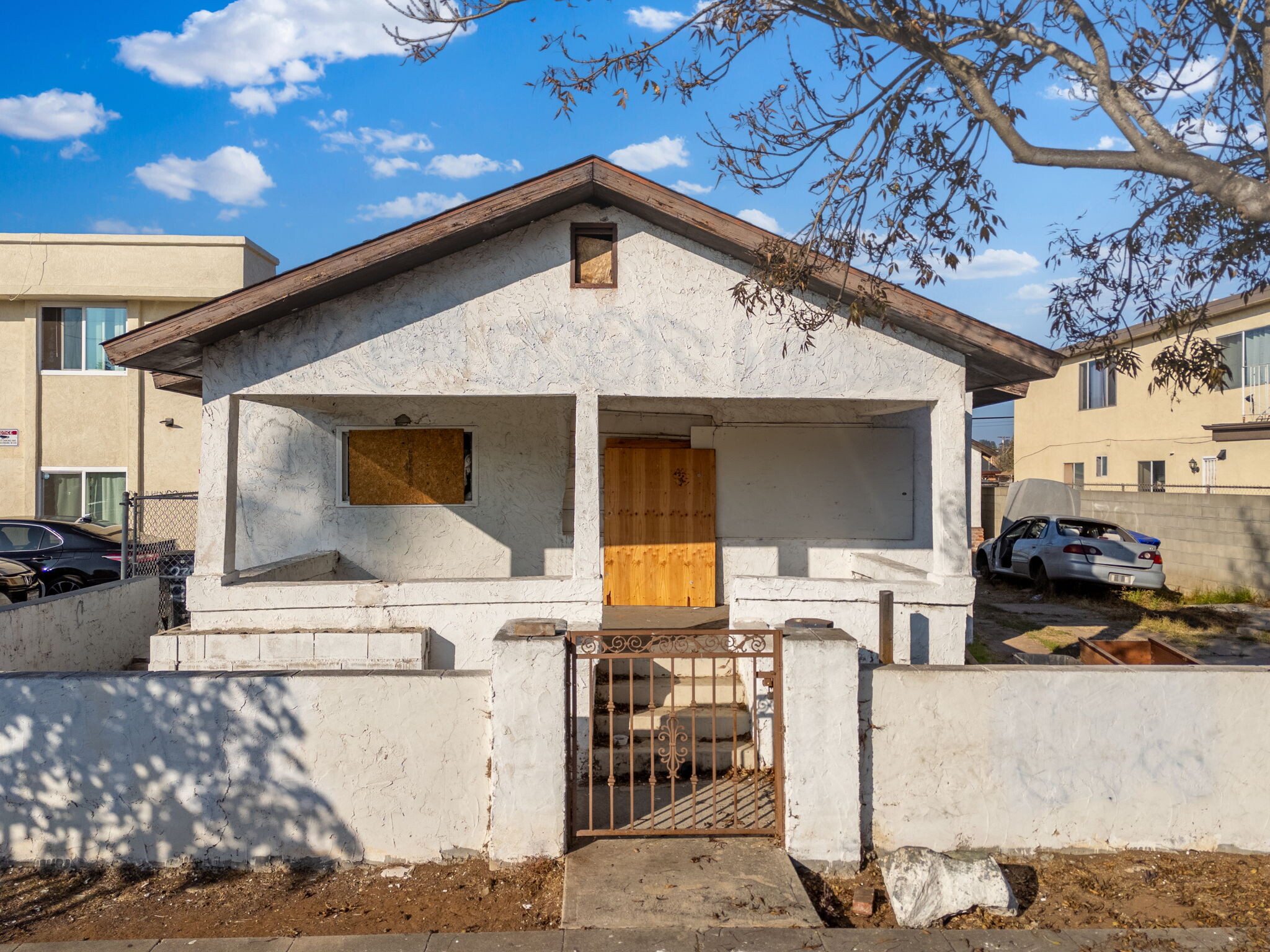 2826 Clay Ave, San Diego, CA for Sale