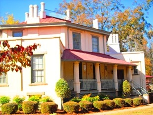 Laurens, SC Apartments - 101 Woodrow St