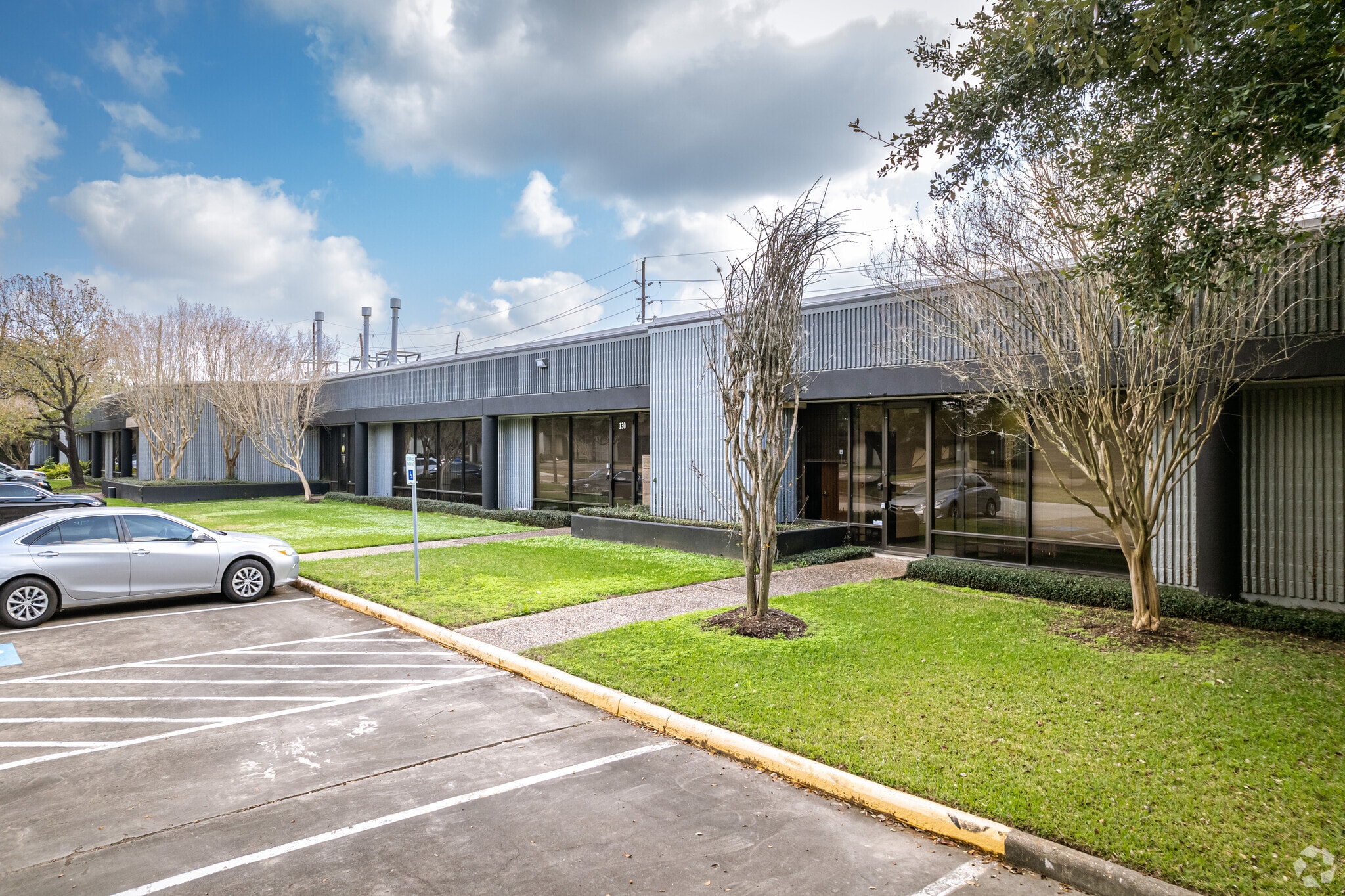 8285 El Rio St, Houston, TX for Rent