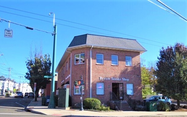 111 Mill St, Greenwich, CT for Sale