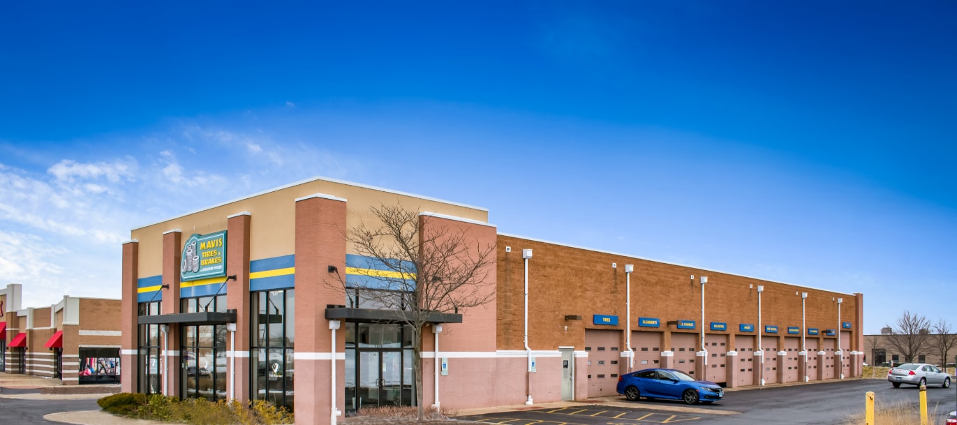 3845 E Main St, St Charles, IL for Sale