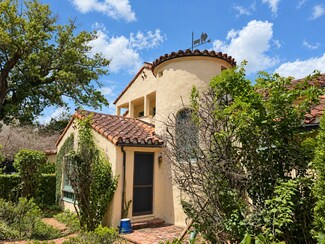 Winter Park, FL Residential Income - 617 N Interlachen Ave