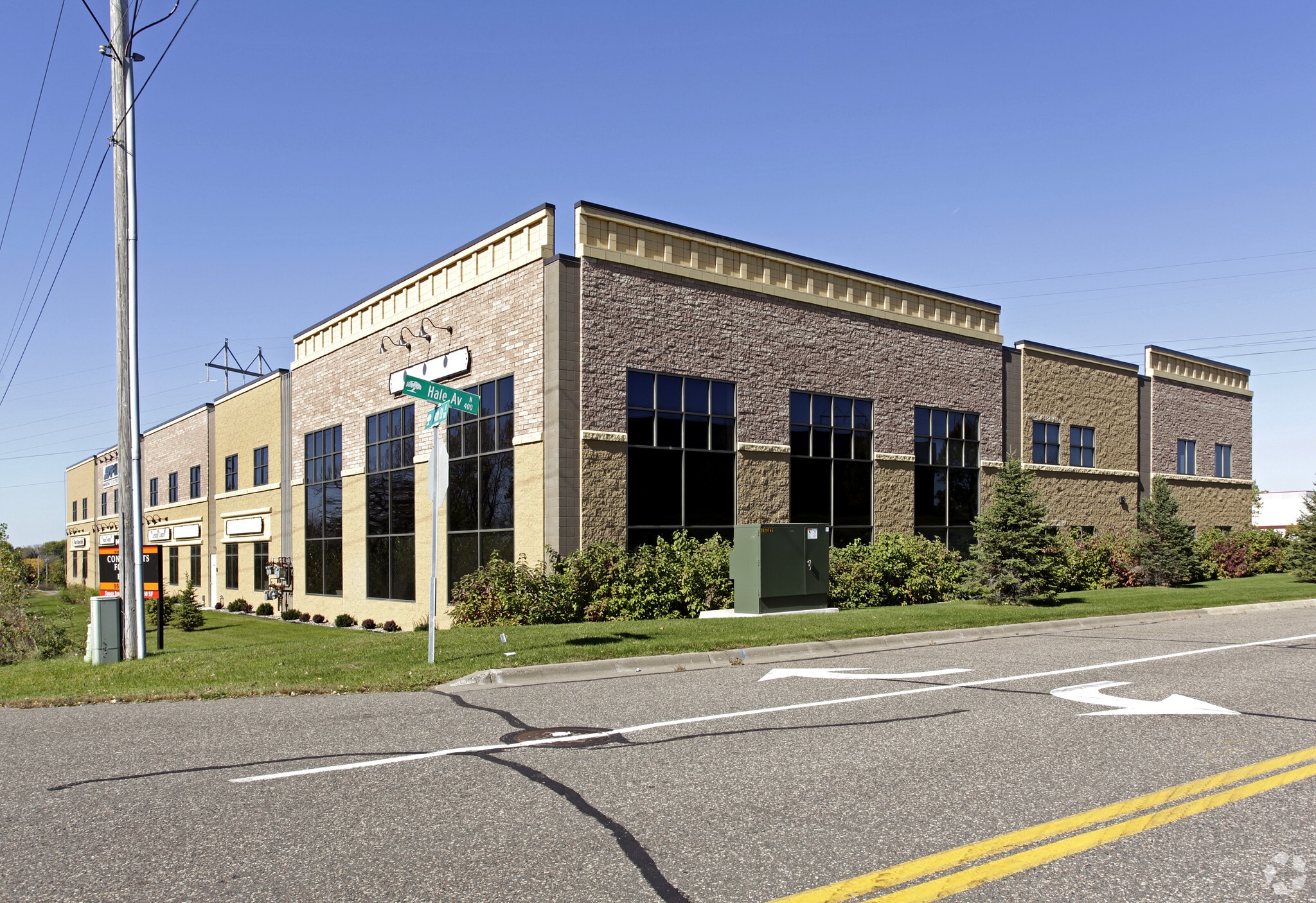 434 Hale Ave N, Oakdale, MN for Sale