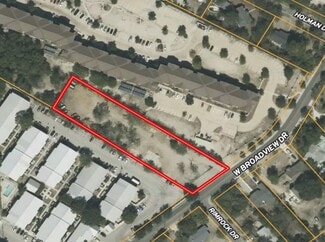 San Antonio, TX Commercial Land - 157 W Broadview Dr