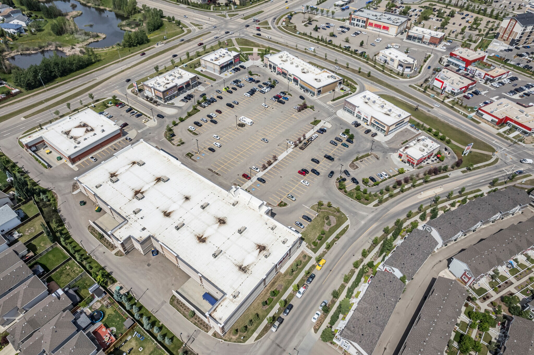 3737-3741 17th St NW, Edmonton, AB for Rent