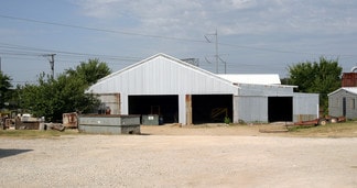 Kennedale, TX Industrial - 808-812 E Kennedale Pky