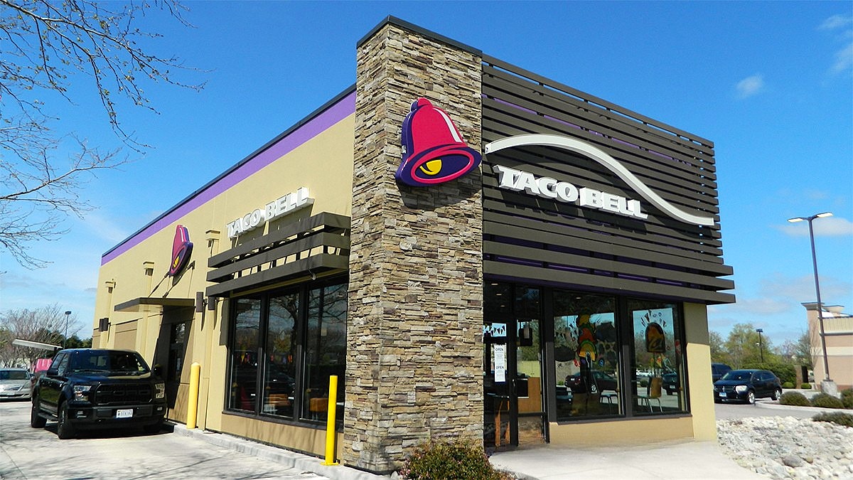 W249N6498 State Road 164, Sussex, WI for Sale