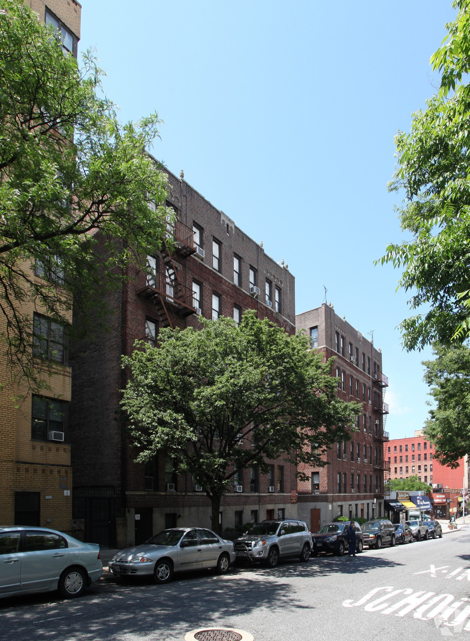 579-587 Fort Washington Ave, New York, NY for Sale