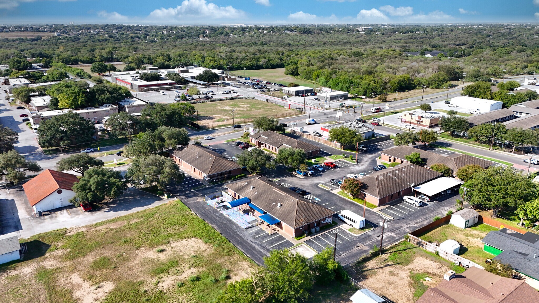 4025-1 E Southcross Blvd, San Antonio, TX for Rent