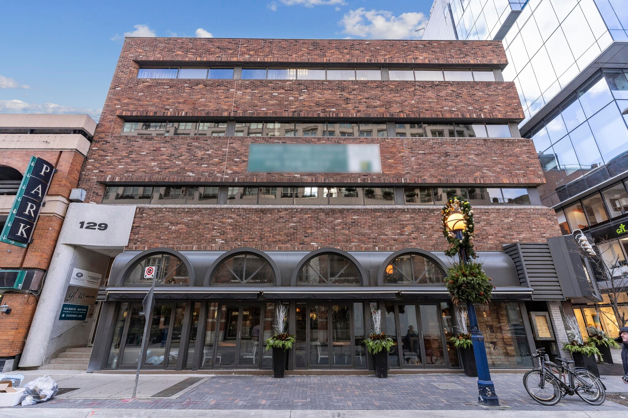 129-133 Yorkville Ave, Toronto, ON for Sale