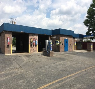 Montgomery, IL Car Washes - 602 Montgomery Rd