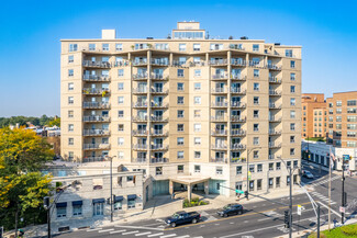 Chicago, IL Retail - 4350 N Broadway St