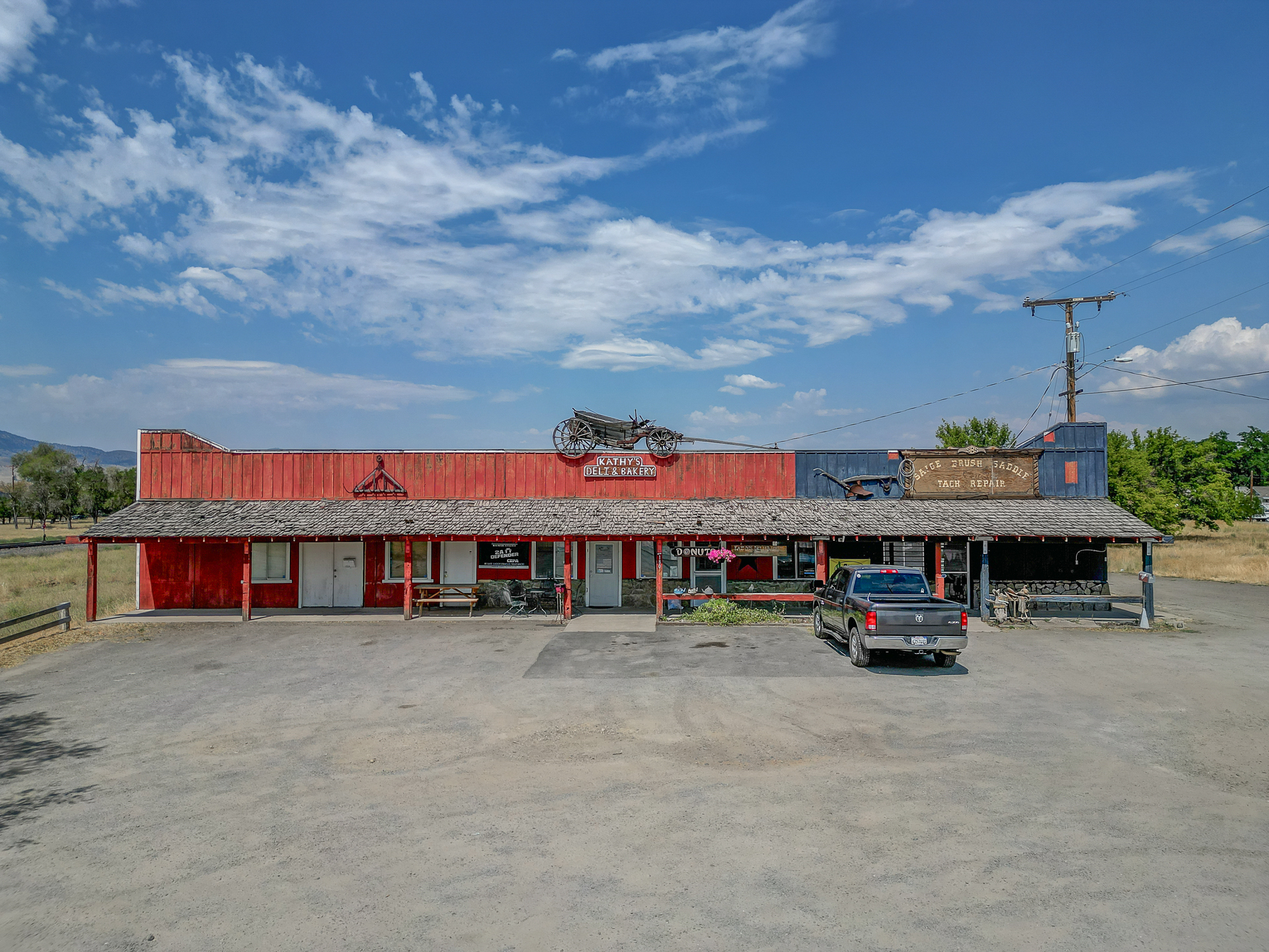 180 E Webb St, Montague, CA for Sale