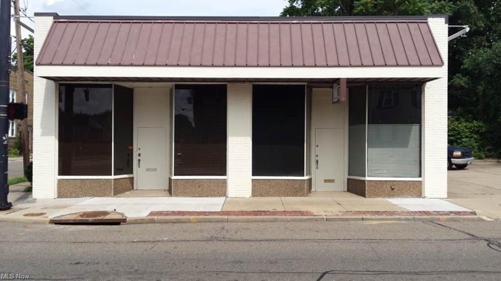 941-943 N Main St, Akron, OH for Sale