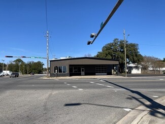 Pensacola, FL Retail - 2812 W Cervantes St