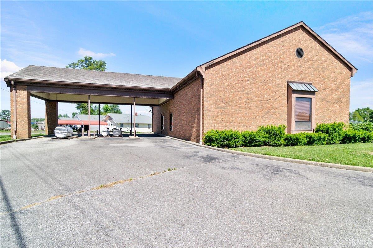 410 Morton st, Oakland City, IN for Sale