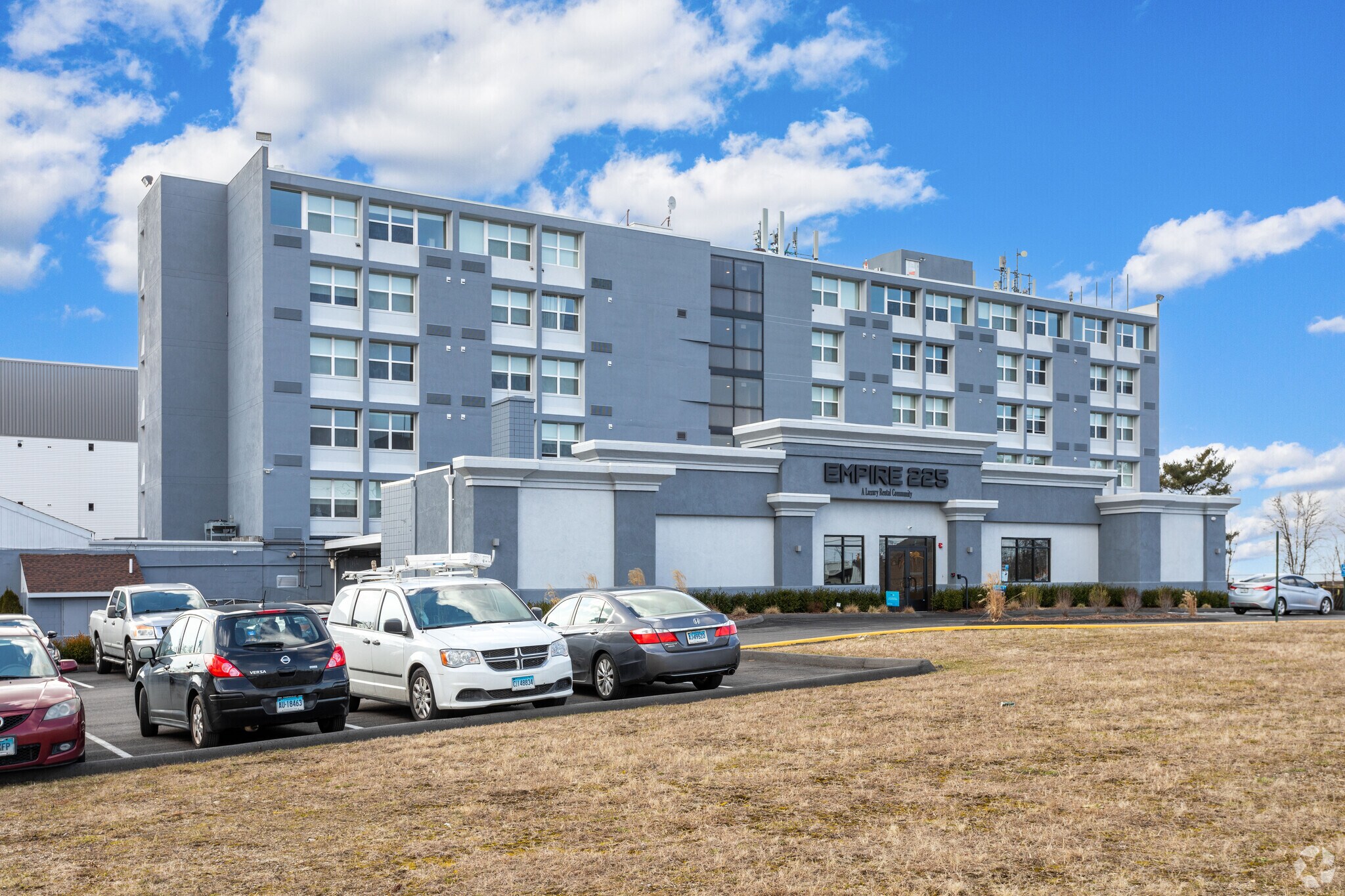 225 Lordship Blvd Stratford, CT 06615 MultiFamily Property for Lease