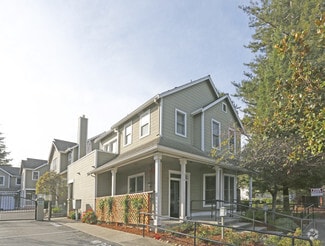 254 E Main St  