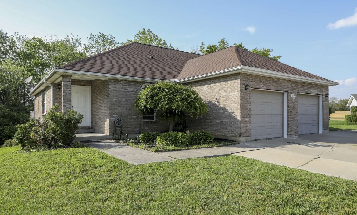 807 Tamarack Ct, Lebanon, OH for Sale