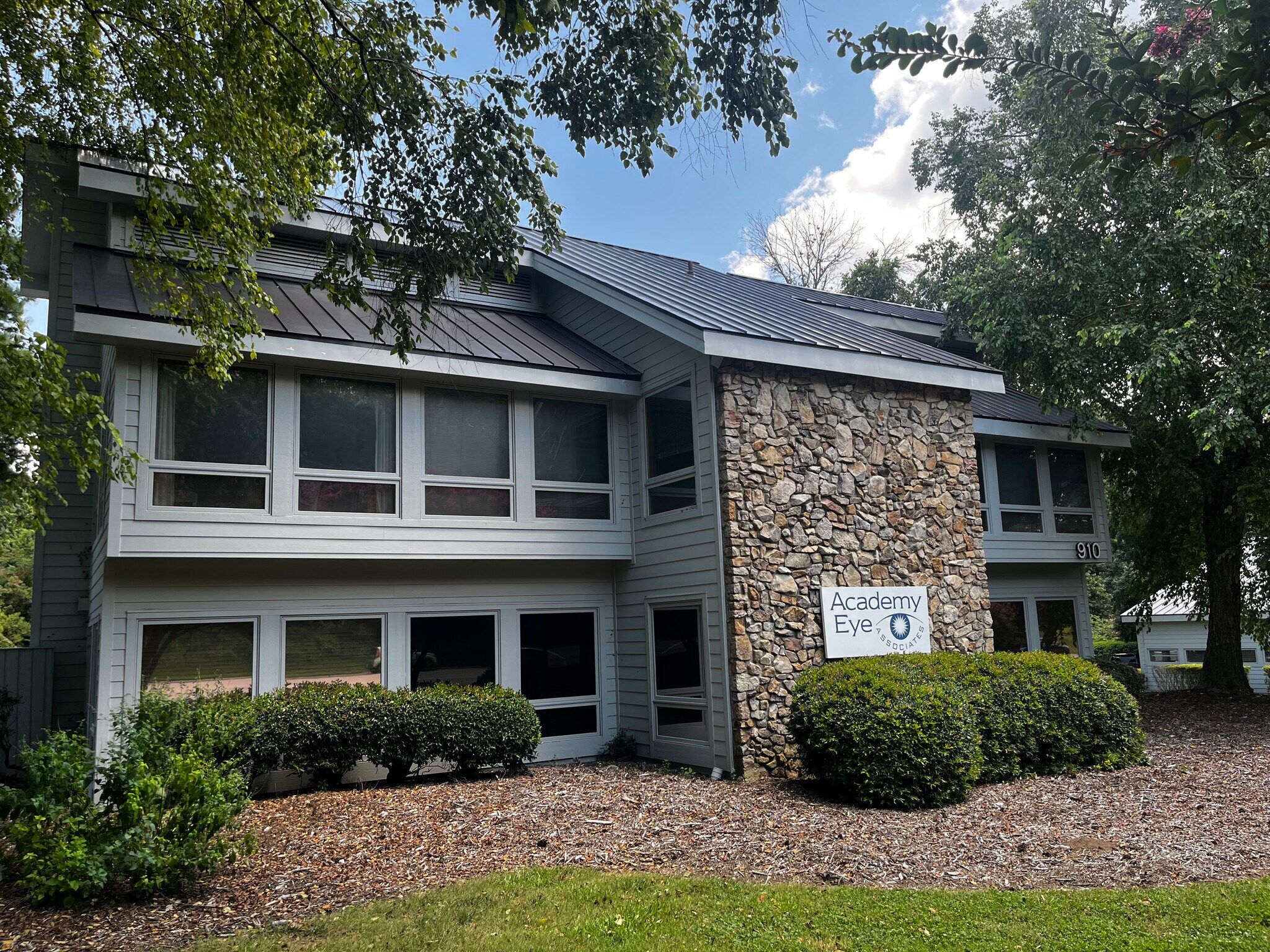 910 Martin Luther King Jr Blvd, Chapel Hill, NC for Rent