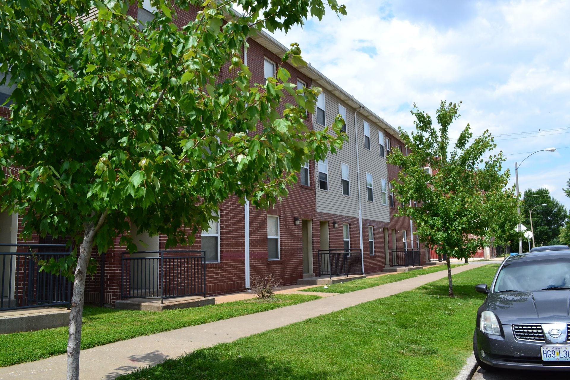 2002 Obear Ave, Saint Louis, MO for Sale
